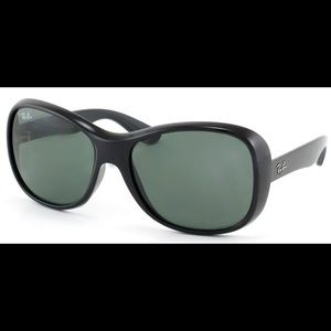 Women’s Black Ray Ban’s